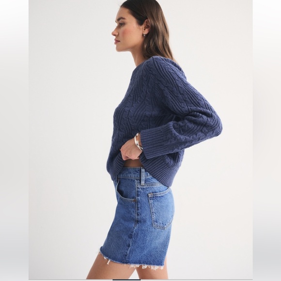 ABERCROMBIE High Rise Loose Short NWT - Picture 4 of 15